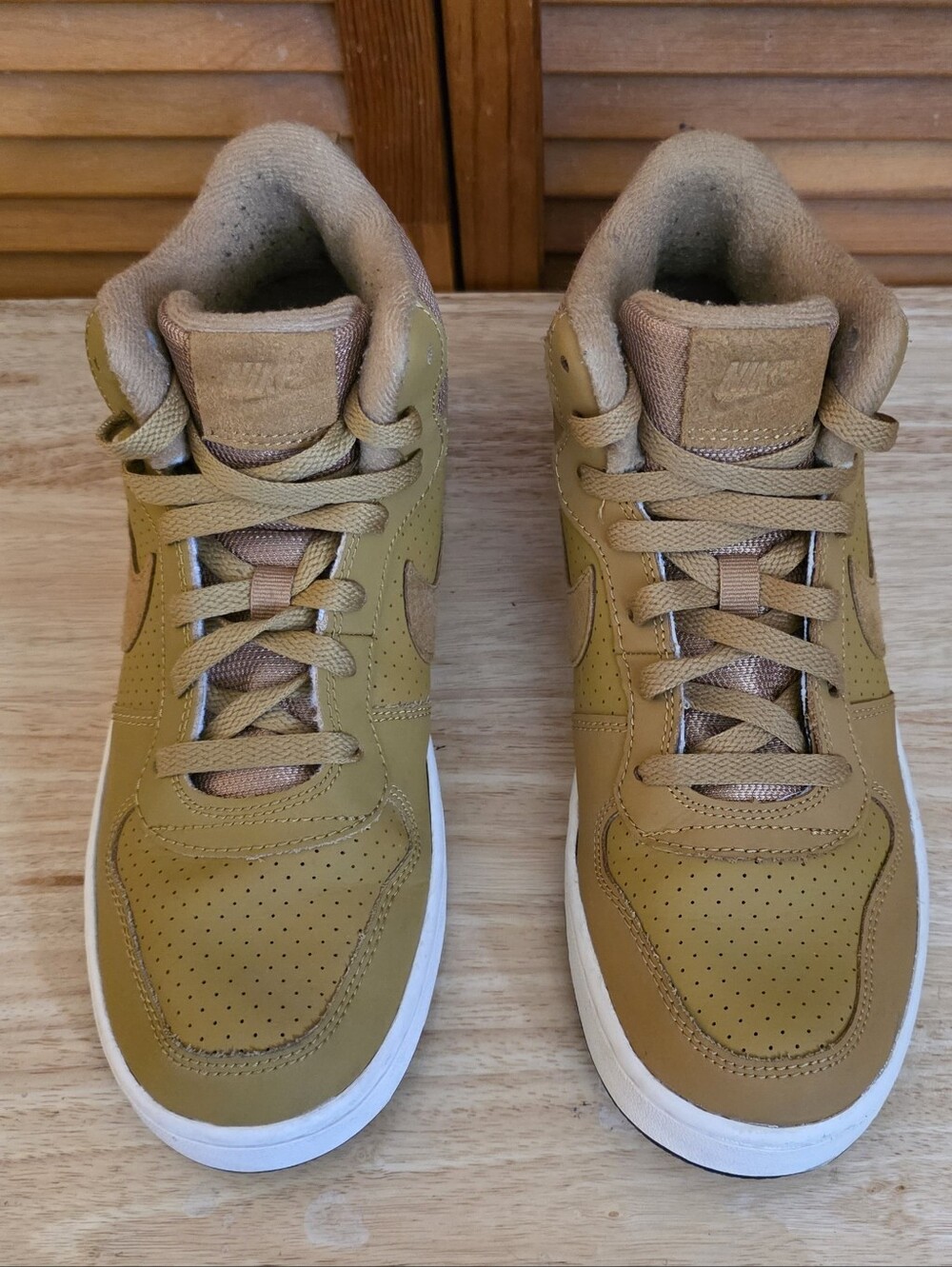 EUC Nike Court Borough Mid GS Big Kid Sneakers In Wheat Size 6.5Y